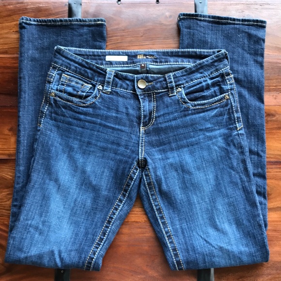 Kut Jeans 👖 - Picture 3 of 5